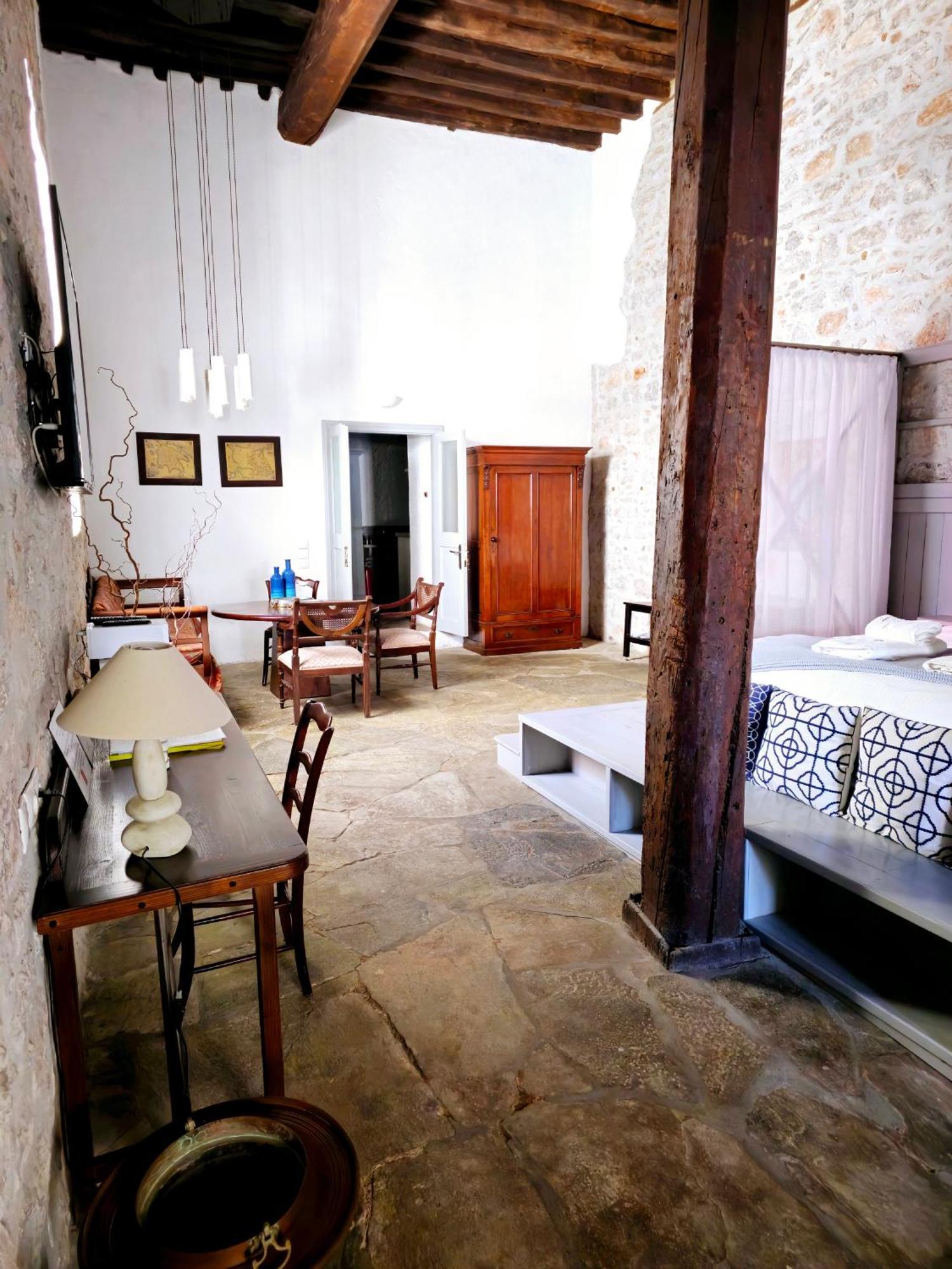 Keresbino Hydra Manor House Vila Exterior foto